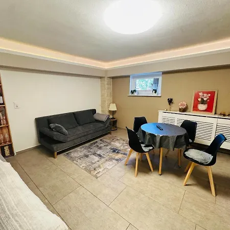 Zimmervermietung Bornemann * Konnern